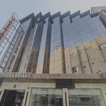 Townhouse 517 La Sapphire Near Delhi Airport Otel Yeni Delhi Dış mekan fotoğraf