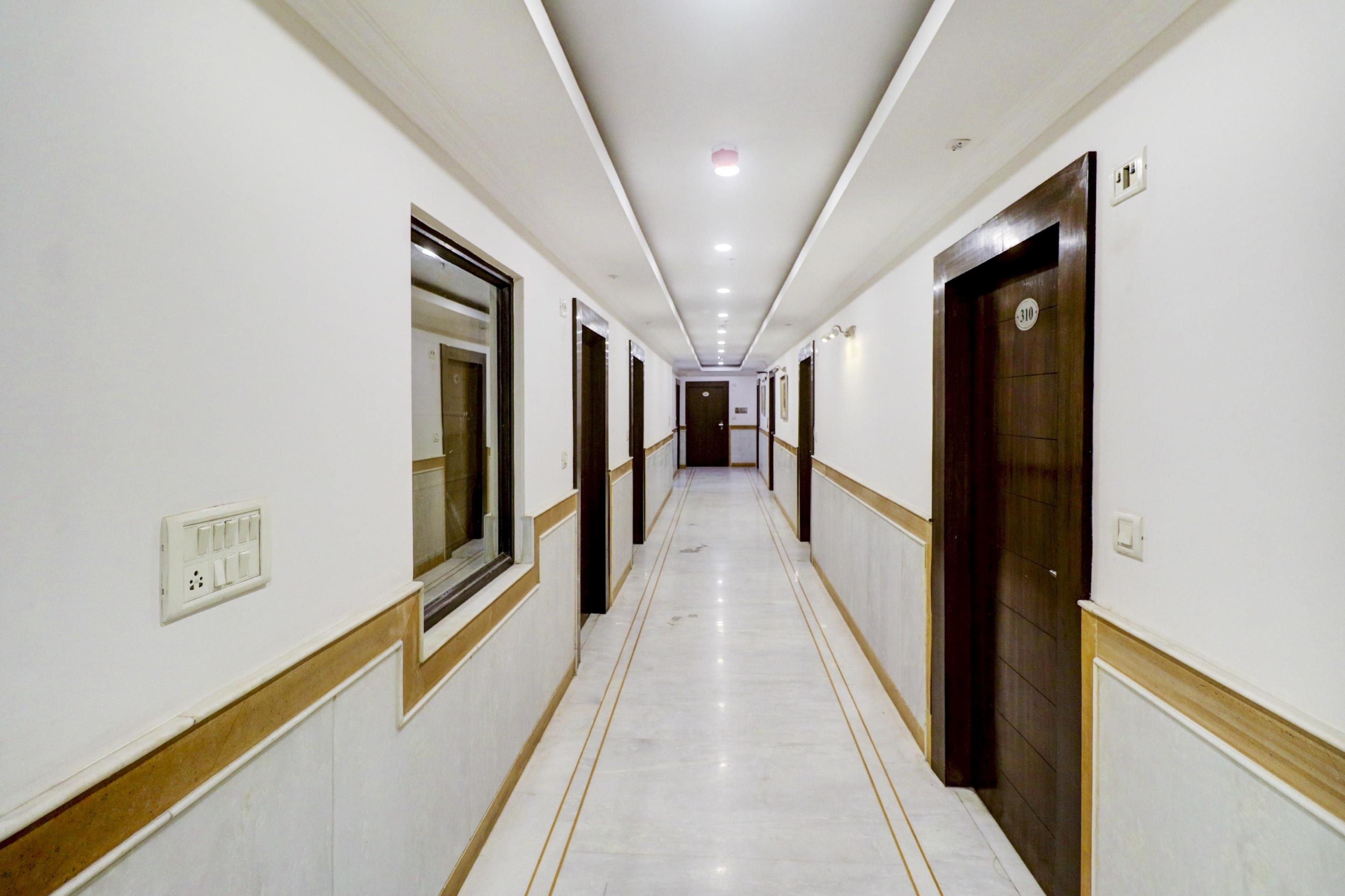 Townhouse 517 La Sapphire Near Delhi Airport Otel Yeni Delhi Dış mekan fotoğraf