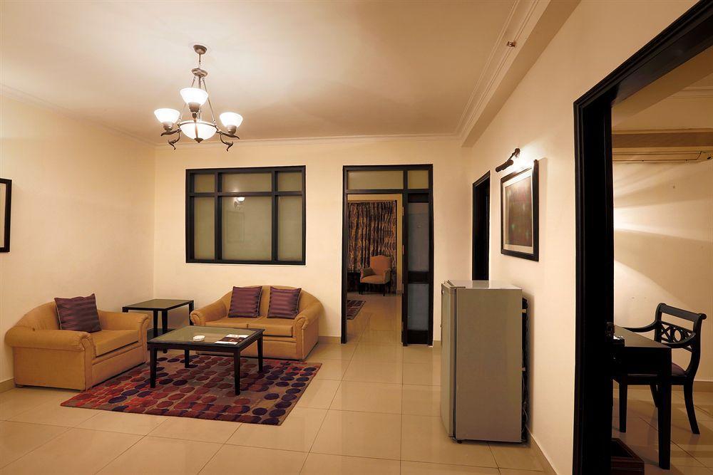 Townhouse 517 La Sapphire Near Delhi Airport Otel Yeni Delhi Dış mekan fotoğraf