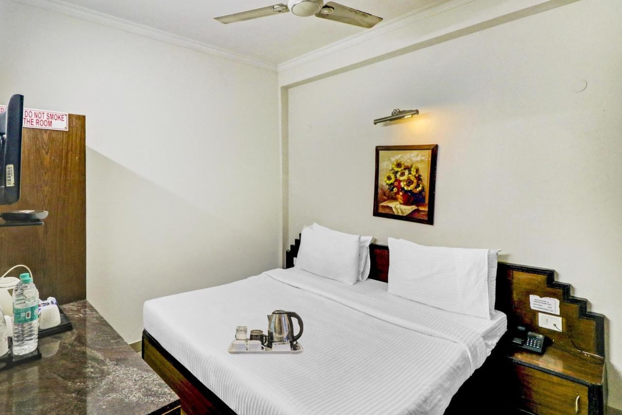 Townhouse 517 La Sapphire Near Delhi Airport Otel Yeni Delhi Dış mekan fotoğraf