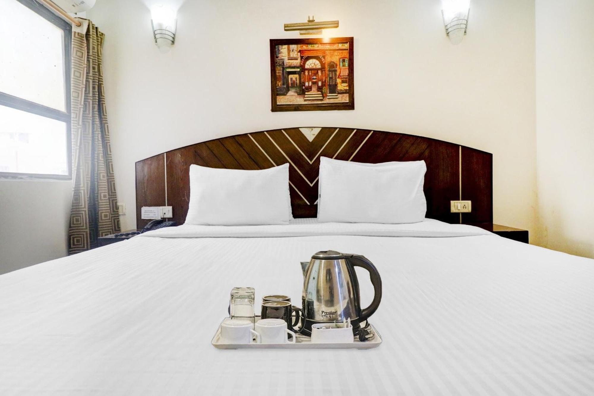 Townhouse 517 La Sapphire Near Delhi Airport Otel Yeni Delhi Dış mekan fotoğraf
